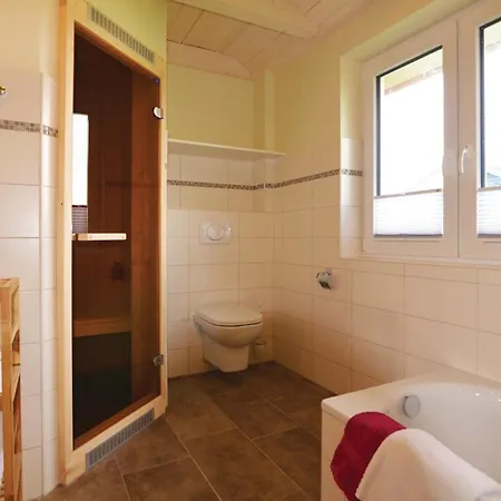 Сasa de vacaciones Stunning In With Kitchen *