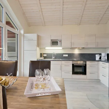Сasa de vacaciones Stunning In With Kitchen